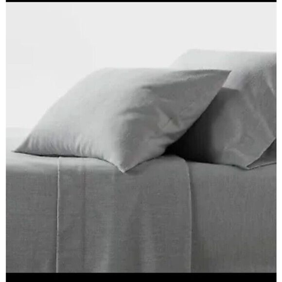 Threshold Full size Flannel Sheet Set Gray Solid - Picture 4 of 4